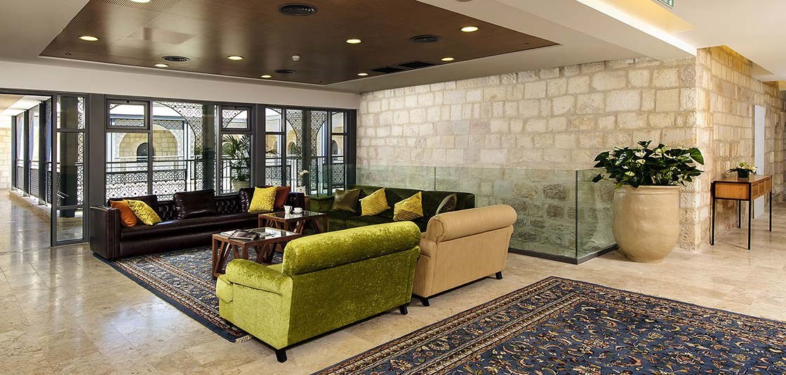 Spharadic Hotel - lobby